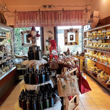 Agriturismo Il Pappamerlo Pila  Exteriér fotografie