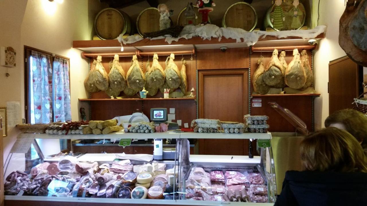 Agriturismo Il Pappamerlo Pila  Exteriér fotografie